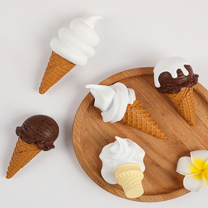 Imán de <span class=keywords><strong>nevera</strong></span> de helado personalizado creativo 3D forma de helado imán de <span class=keywords><strong>nevera</strong></span> de comida de resina <span class=keywords><strong>comprar</strong></span> - Product Image 3