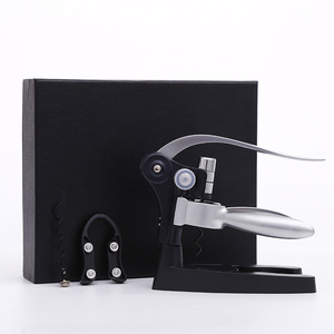 <span class=keywords><strong>Tire</strong></span>-<span class=keywords><strong>bouchon</strong></span> lapin en alliage de zinc Ensemble ouvre-vin avec coupe-feuille, conception de levier, Logo personnalisé avec boîte-cadeau - Product Image 3