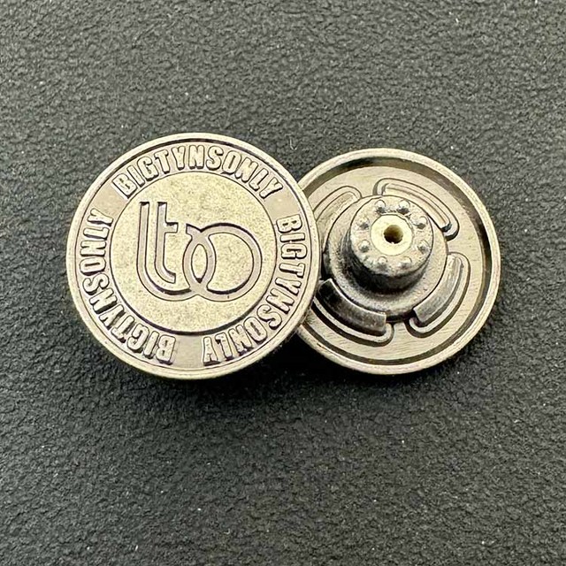 Kangsheng Customized Design Rhinestone Decoration Jean Button Eco-friendly Material Brass Button for Jean Accessories