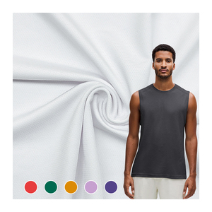 Tissus sportifs en polyester à séchage rapide, matériau en maille, tissu en maille tricotée hautement extensible pour vêtements - Product Image 1