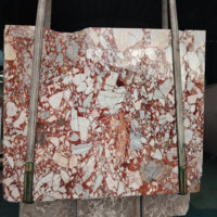 Marbre rouge Bulgari naturel de qualité supérieure, escaliers sur mesure polis et taillés avec bords arrondis pour villas et appartements