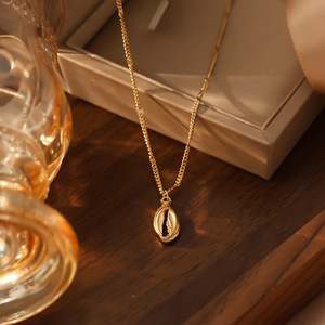 สร้อยคอ XL454 ชุบทอง 18K ทำจากสแตนเลสสตีล ลายมหาสมุทร ประดับเปลือกหอย ปลาดาว และหางนางเงือก สำหรับผู้หญิง - Product Image 4