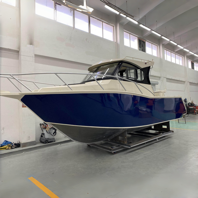 2026 New Build 25 ft 7.5m Aluminium Motorboat P750 Model Durable Petrol/Gasoline Cabin Yacht Luxury Fishing Boat Steering Wheel