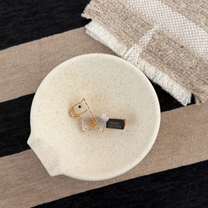 Pinza de Pelo Acrílica Personalizada de 5*3cm para Niñas y Pasador de Pelo de Acetato con Diseño de Tortuga y Diseño de Dibujos Animados para Uso Diario, Accesorios para el Cabello - Product Image 3