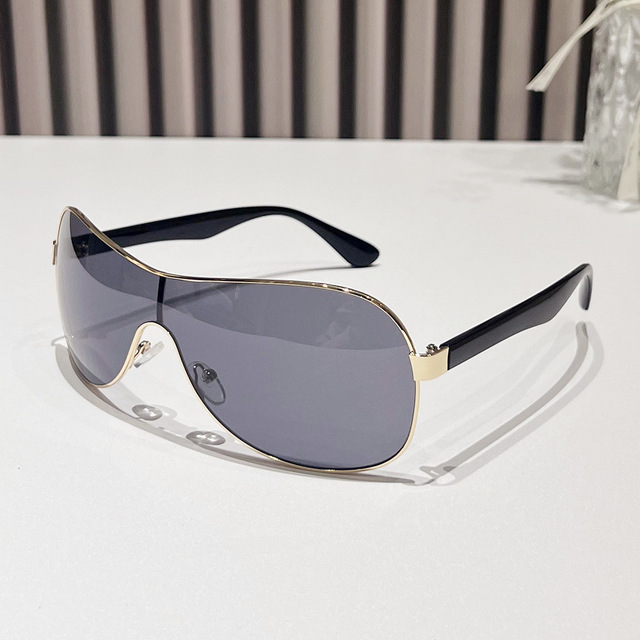 Luxury Designer Y2k Steampunk Rimless Sunglasses Retro Big Frame Sun Glasses Gradient Colorful Butterfly Sunglasses 2024
