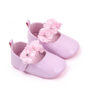 Chaussures de bébé fille princesse à semelle souple avec fermeture auto-agrippante, chaussures de marche mignonnes à fleurs pour bébés qui apprennent à marcher - Product Image 3
