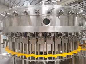 Machine automatique d'étiquetage <span class=keywords><strong>de</strong></span> remplissage et <span class=keywords><strong>de</strong></span> capsulage <span class=keywords><strong>de</strong></span> boissons gazeuses <span class=keywords><strong>de</strong></span> bouteilles CDS Machine d'embouteillage <span class=keywords><strong>de</strong></span> boissons gazeuses - Product Image 3