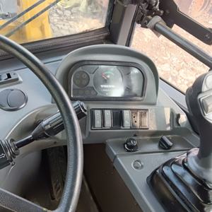 รถตักล้อยางขนาดเล็ก Volvo L20F มือสองจากสวีเดน - อุปกรณ์ขนย้ายวัสดุประสิทธิภาพสูง - Product Image 5