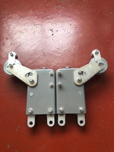 Plate-forme de travail suspendue électrique d'ascenseur de cargaison d'étape d'oscillation réglable de taille élevée pour des ateliers de réparation de machines de chantiers de construction - Product Image 5