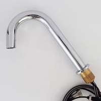 Robinet de cuisine simple moderne automatique en laiton robinet de lavabo capteur infrarouge de mouvement robinet monté sur le pont robinet unique sans contact