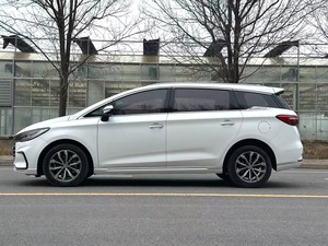 Autos Usados en China, BYD Song MAX <span class=keywords><strong>2020</strong></span>, Versión Mejorada, 1.5T Manual, Edición de Lujo, Van de 7 Plazas, Volante a la Izquierda, Turbo, Interior Oscuro, R17 - Product Image 4