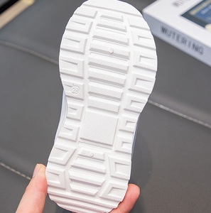 Cómodos Tenis Campus en Blanco y Negro para Niños, <span class=keywords><strong>Niñas</strong></span> y Estudiantes con Nuevo Diseño Transpirable y Botón Giratorio de Goma para Invierno y Primavera - Product Image 6