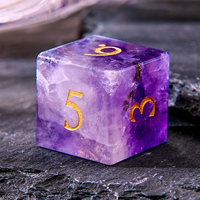 1 pièce Dés à facettes en quartz roche naturel transparent, faits à la main, pour D&D, jeux de rôle et de société, pierre précieuse