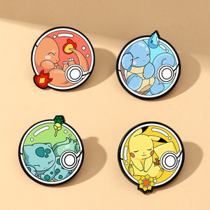 Set di 9 Spille in Metallo della Famiglia Eevee, Spille Smaltate Morbide con Personaggi Cartoon di Animali Domestici - Product Image 2