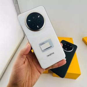 <span class=keywords><strong>Smartphone</strong></span> <span class=keywords><strong>Realme</strong></span> 14 Pro Plus 5G Usato 16GB+256GB/512GB <span class=keywords><strong>Realme</strong></span> UI 6.0 Snapdragon Display OLED FHD da 6.7 Pollici 120Hz Ricarica Rapida 120W - Product Image 4