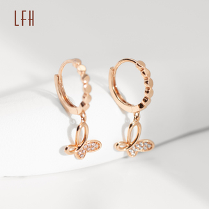Pendientes de Aro Huggie de Oro Real de 18k con Diseño de Mariposa Personalizado, Venta al por Mayor de Fábrica, Pendientes de Aro de Oro Sólido de 18k para Mujer - Product Image 3
