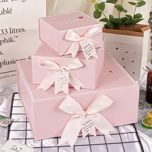 맞춤형 핑크 종이 판지 접이식 포장 단단한 선물 상자 리본