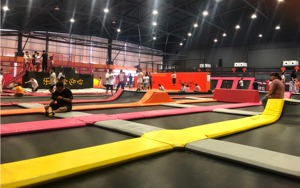 Solution clé en main EN1176 : équipement de terrain de jeux intérieur de luxe de 2000 m² avec <span class=keywords><strong>parc</strong></span> de trampolines pour centre commercial, projet commercial - Product Image 3
