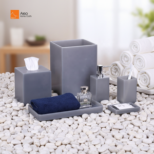 Jabonera Rectangular Clásica de Resina Ecológica Antideslizante y Antimoho Aleo Luxury, Color Blanco Grisáceo, Fácil de Limpiar para Baño - Product Image 4