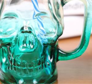 16oz 480ML Custom Colored Skull Mason Jar Tapón de rosca Sellado para agua Té Brandy o Tequila con mango - Product Image 2