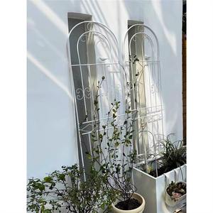 Panel de Enrejado Clásico de Hierro Forjado para Plantas Trepadoras, Valla de Jardín para Exteriores con Diseño Ornamental, Marco de Soporte Metálico Pintado - Product Image 2