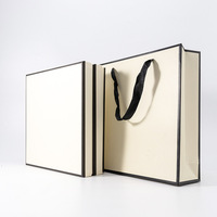 Boîte cadeau avec couvercle en papier carré pour foulard en satin de soie recyclé de luxe avec logo personnalisé, marque privée