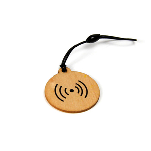 NTAG216 Daily Bible Verse Llavero de madera Nfc Madera de cerezo Smart Bamboo Nfc Etiqueta de llave Biblia - Product Image 5