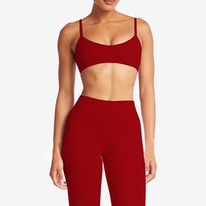 Ensemble de yoga 2 pièces YIYI à séchage rapide pour femmes, avec décolleté en U, dos découpé, coussinets et taille haute amincissante - Product Image 4