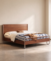 Lit double moderne en chêne massif avec tête de lit en tissu – Mobilier de chambre à coucher pour appartement et salon