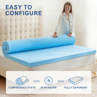 Matelas en mousse à mémoire de forme pliable, format lit double, pour un rangement compact, portable, idéal pour les voyages et les invités.