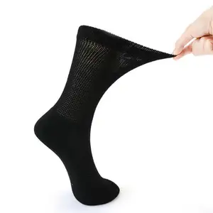 custom mens Diabetic Extra Wide Crew Socks Super Stretchy cotton Hospital care socks