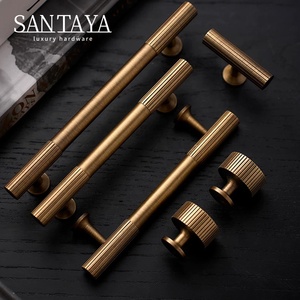 Poignées Santaya en laiton massif bronze antique, à longues poignées en T côtelées pour armoires de chambre et tiroirs de cuisine - Product Image 2