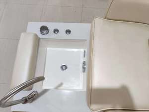 Fauteuil de manucure moderne avec bain rotatif pour les pieds, manucure et pédicure - Product Image 5