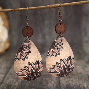 Orecchini pendenti a goccia intagliati a girasole stile western, vintage boho a strati da donna - Product Image 3