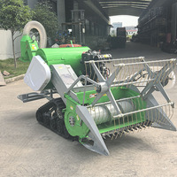 Moissonneuse-batteuse compacte 25 CV pour la récolte du riz et du blé, machine agricole compacte à chenilles en caoutchouc pour utilisation en conduite assise