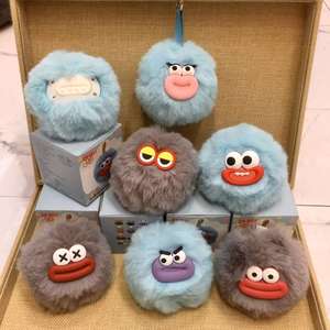 Llavero de Peluche con Altavoz Bluetooth, Juguete de Peluche Suave con Forma de Duende, Dispositivo de Sonido Inalámbrico Portátil Mini - Product Image 1