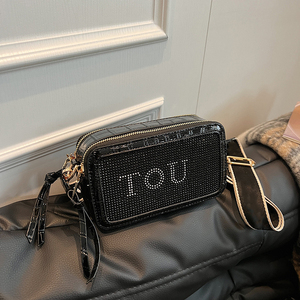 Nuevo bolso bandolera de un solo hombro con letras de diamantes, bolso cuadrado pequeño, moderno y versátil, bolso para cámara. - Product Image 6