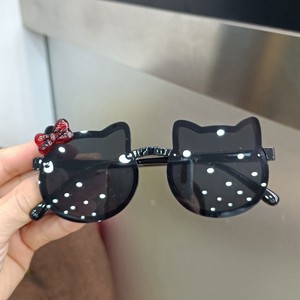 <span class=keywords><strong>Occhiali</strong></span> da <span class=keywords><strong>sole</strong></span> per bambini ragazze UV400 adorabili <span class=keywords><strong>occhiali</strong></span> da <span class=keywords><strong>sole</strong></span> per <span class=keywords><strong>bambina</strong></span> - Product Image 6
