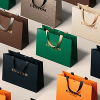 Sacs cadeaux en papier de luxe avec logo imprimé personnalisé, sacs shopping en papier d'art haut de gamme avec poignées pour cadeaux et cosmétiques
