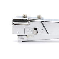 Pistolet agrafeur professionnel robuste en promotion, idéal pour les projets de toiture, d'isolation et de rembourrage