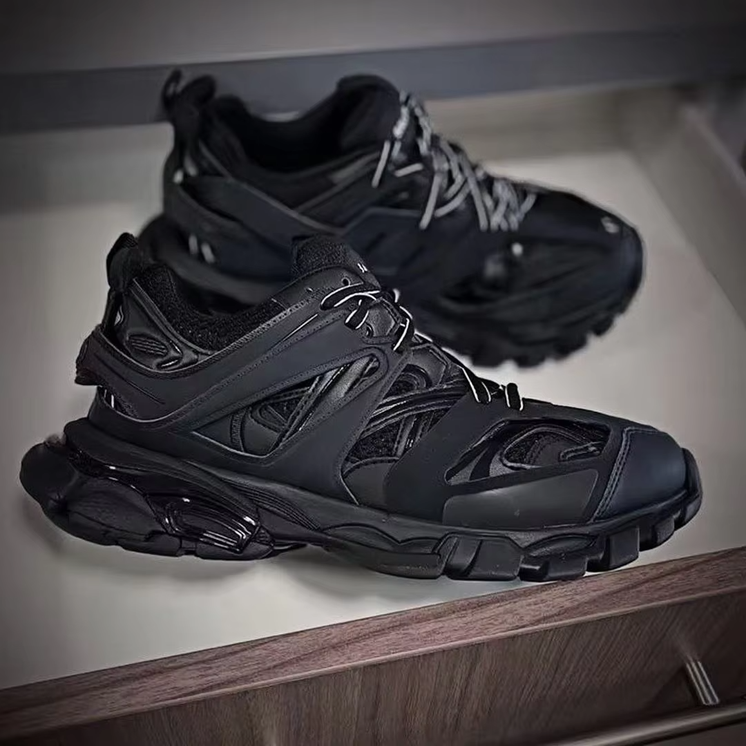 Warrior Shoes China - Quality Sports & Casual Footwear
