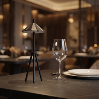 Lampe de table LED décorative d'extérieur pour bistrot, trépied métallique personnalisé en usine, variateur tactile 3 niveaux, fonctionne sur batterie 5200 mAh