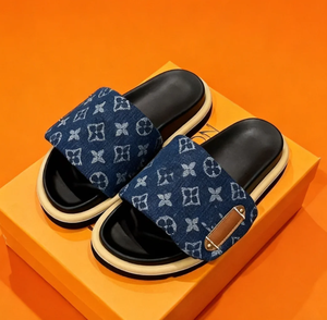 Sandalias de Piel de Oveja con Suela Gruesa Antideslizante, Novedad de Verano 2026, Gran Venta, Versátiles y Modernas para Uso Diario - Product Image 1