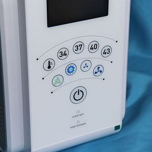 Sistema Compacto de Calentamiento de Aire Veterinario EURVET con Tapete de Calentamiento Corto para <span class=keywords><strong>Centro</strong></span> Médico Veterinario - Product Image 2