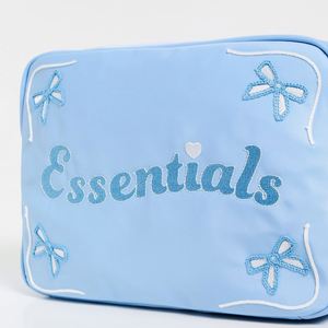 Bolsa de Maquillaje Personalizada, Ecológica, Reutilizable, Portátil, de Nailon Azul Claro Impermeable, con Cierre, Logotipo Personalizado, Bolsillos Interiores Bordados - Product Image 4