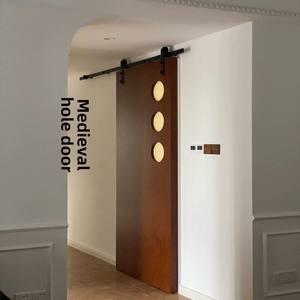 Porte fantôme invisible style ancien Cuisine Salle de bain Porte coulissante en verre Trackless Floating Retro Cave Porte en bois - Product Image 3