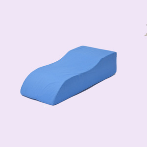 Alfombrilla ergonómica elevadora para extremidades inferiores, azul, S60x28x15, para masajes de salud y posicionamiento corporal - Product Image 1