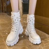 Bottes de chevalier à jambe courte en cuir verni européen et américain pour femmes, bottes d'automne et d'hiver en cuir rivetées à semelle épaisse
