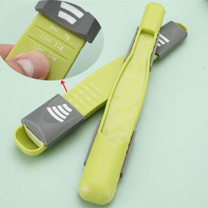 Wholesale Cheap Leftover Stock Kitchen Double Head Adjustable Abs and Tpr Material Portable Digital <b>Measuring</b> <b>Spoon</b> - Product Image 4