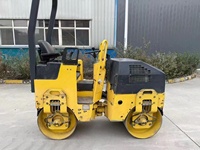 Rouleau compacteur d'asphalte d'occasion efficace de 1,5 tonne Bomag Bw80ad Mini rouleau compacteur routier d'occasion Bomag à double roue en acier